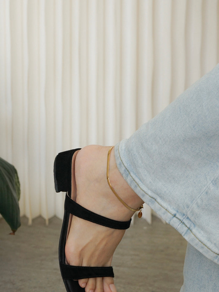 paige herringbone chain anklet paige herringbone chain anklet