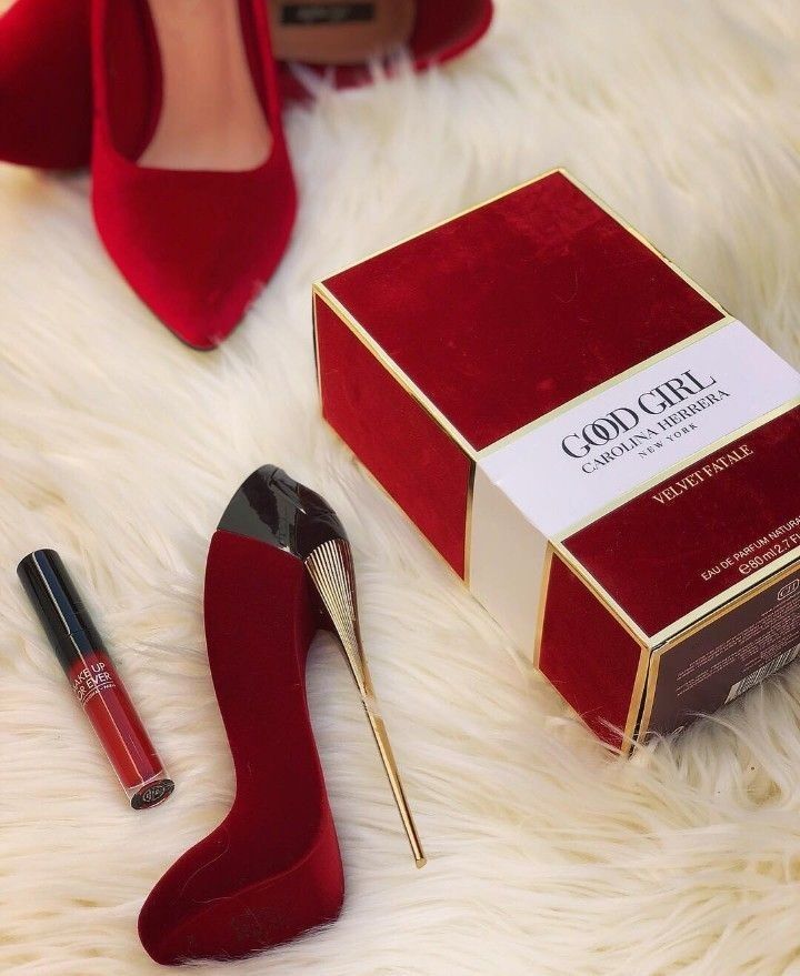 carolina herrera good girl carolina herrera good girl