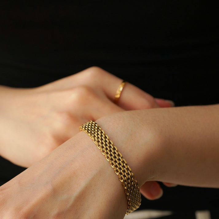 new isa mesh chain bracelet new isa mesh chain bracelet