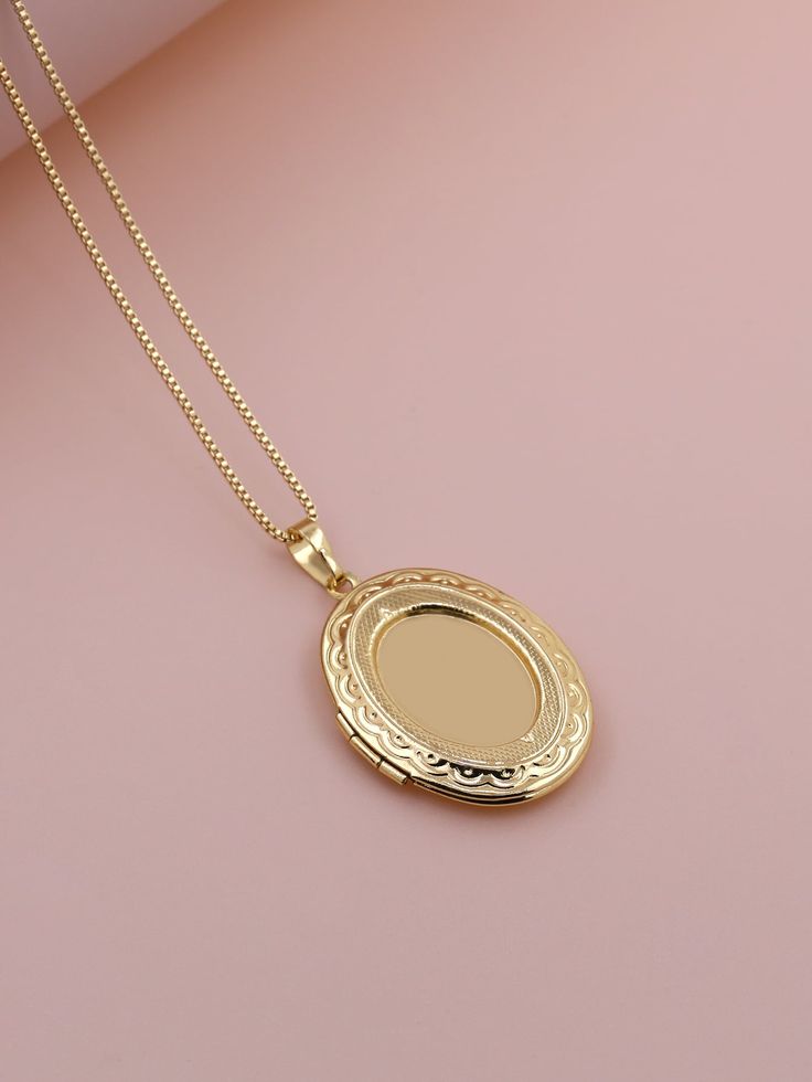 new nordic style oval retro hollow star photo locket pendant photo necklace copper album box necklace women jewelry