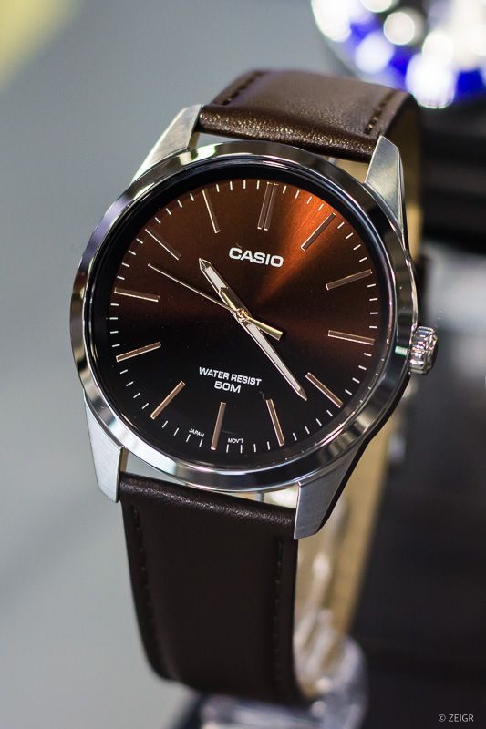 Casio Watch bad58b3123d6a0890700ef192b325665